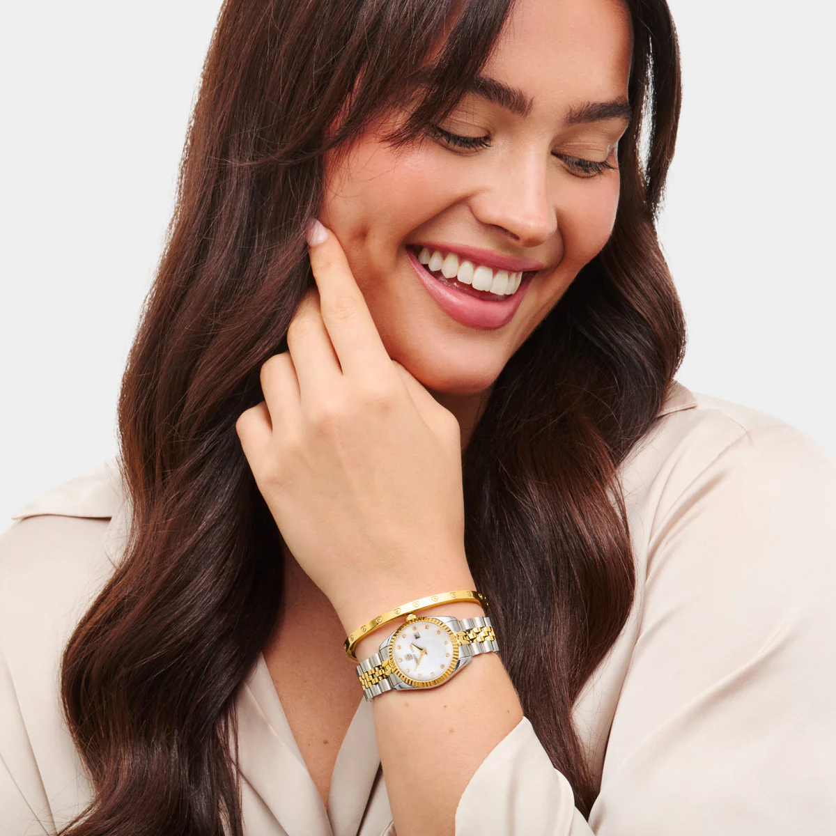 Pearl Belgravia & Crystal Heart Bangle Set (Gold) - Image 3