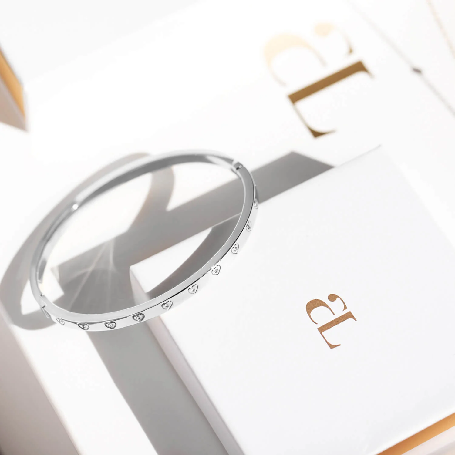 Pearl Belgravia & Crystal Heart Bangle Set (Silver) - Image 4