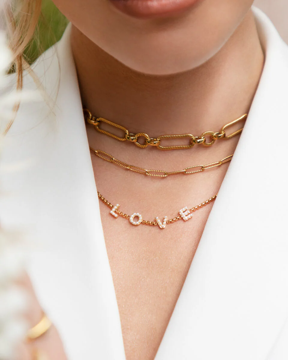 Pearl Custom Name Necklace (Gold) - Image 3